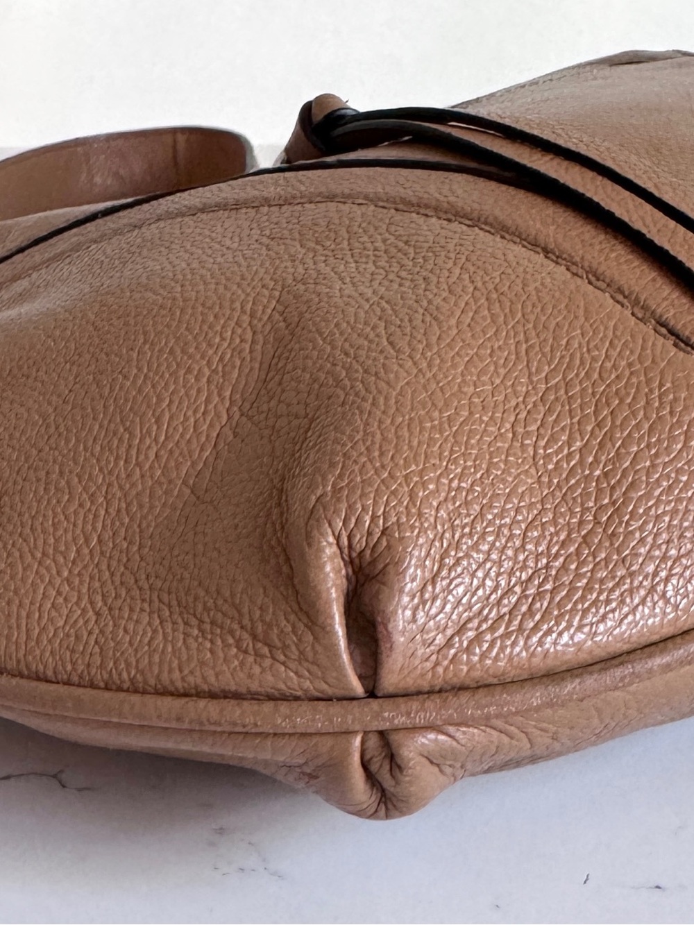 Tahari Tan Pebbled Genuine Leather Hobo Bohemian Shoulder Bag Silver Accents EUC - Picture 12 of 15